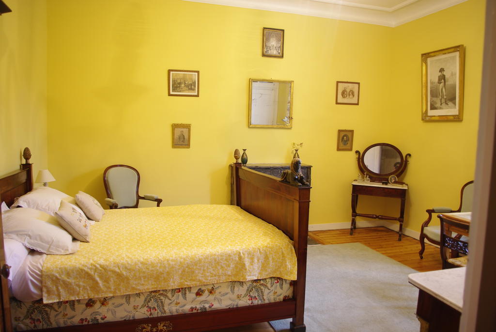 Le Rossay Hotel Saint-Clement-de-la-Place Стая снимка