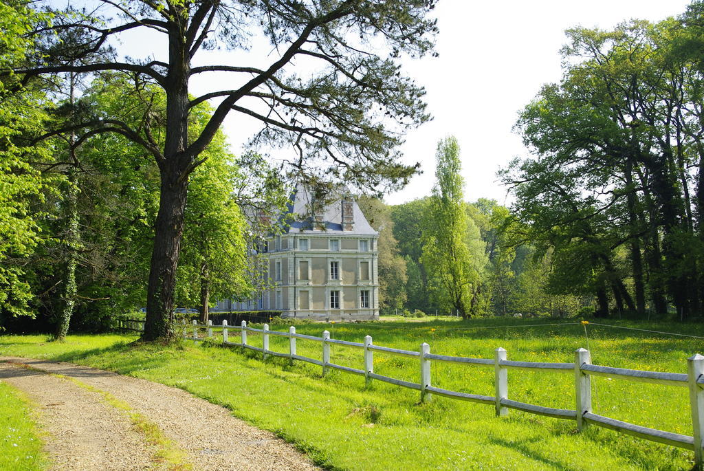 Le Rossay Hotel Saint-Clement-de-la-Place Екстериор снимка