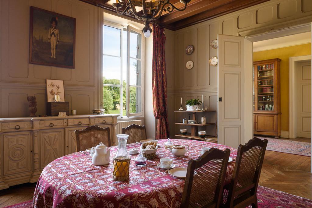Le Rossay Hotel Saint-Clement-de-la-Place Екстериор снимка