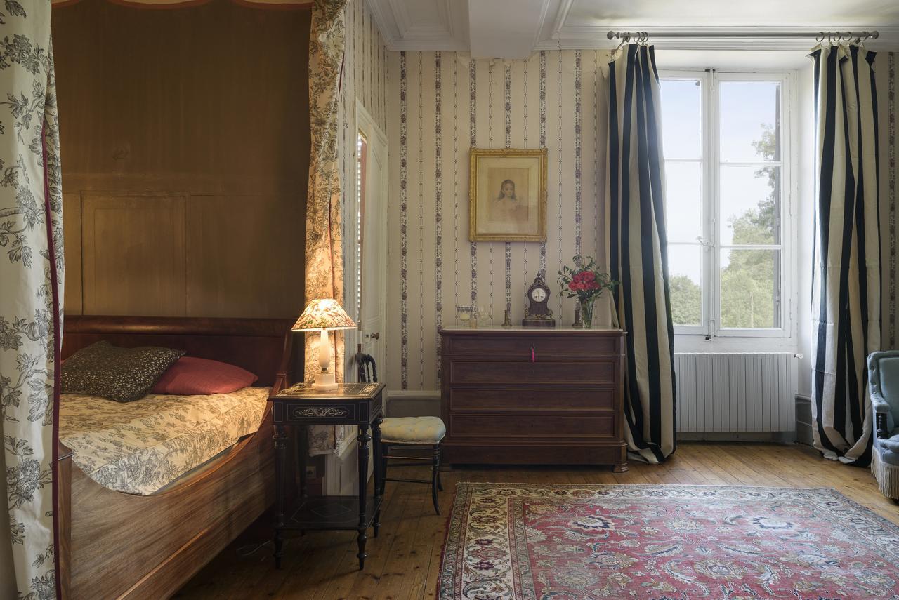 Le Rossay Hotel Saint-Clement-de-la-Place Екстериор снимка